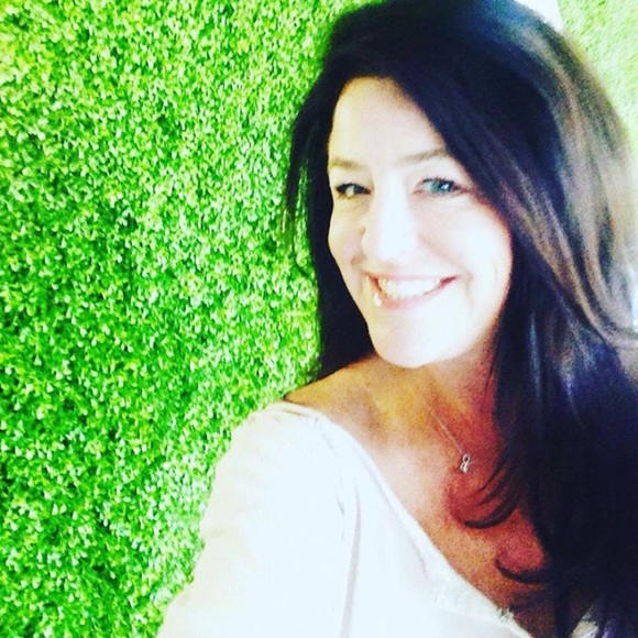 Hi, Iβm Katie πΈ New to the POSH Community! - Picture 15 of 16